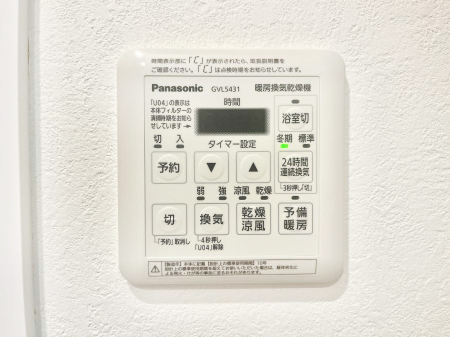 ̑ g[C@tȂ̂ŁAVĈSI