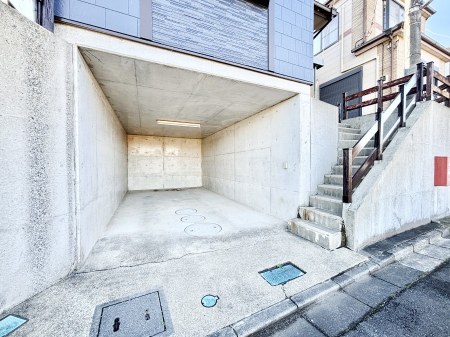  ��؂Ȃ��Ԃ��J���������Ă����r���g�C���Ԍ�  