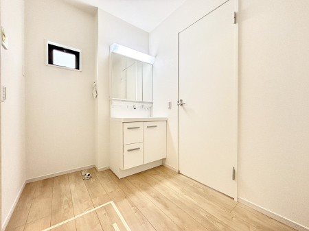 ̑ 邢ʏ͖̐gxxyłႢłB    