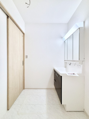 ʑEʏ Ƃ̐ʃXy[XŒ̐gxxX[Y