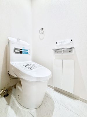 �g�C�� �g�C����1�K��2�K���ꂼ��ɔz�u����Ă��ĂƂĂ��֗��ł��B 