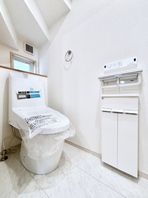 gC gC1K2KꂼɔzuĂĂƂĂ֗łB 