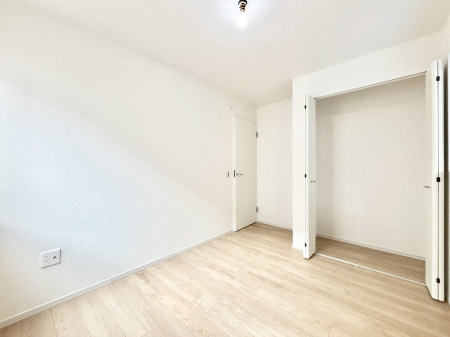 �q������ ���[���[�����Ă���̂ŁA���Z�X�y�[�X���L���g���܂��B