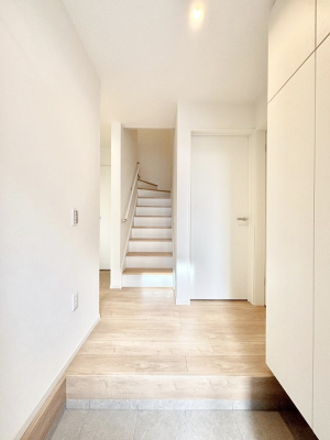 ���[ ���r���O���[�B�U�炩�肪���ȃ��r���O���X�b�L���ƕۂĂ܂��ˁB