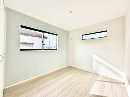 ���̑����� 2�ʍ̌����m�ۂ������邢��ԁB�Ƒ��݂�Ȃ����K�ȕ�炵����������݌v�ł��B