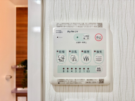 ̑ g[C@tȂ̂ŁAVĈSI