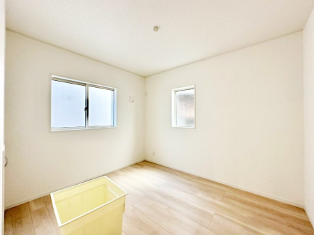 �q������ ������̂₳���������S�n�悢�v���C�x�[�g���[��