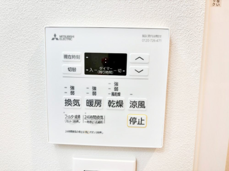 ̑ g[C@tȂ̂ŁAVĈSI