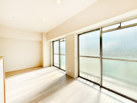 rO Ƒc̎ԂȂ났̃rO_CjOB   