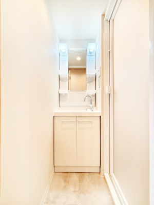 ʑEʏ [͂Ƌ@\ɗDꂽꃉNNʉϑI  