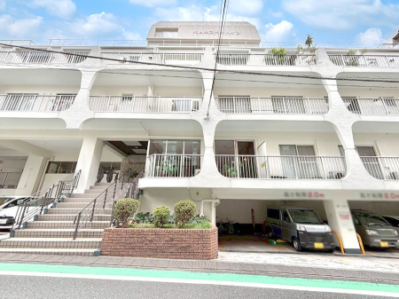 GgX O YȃGgX́AZ҂D}Ă܂  