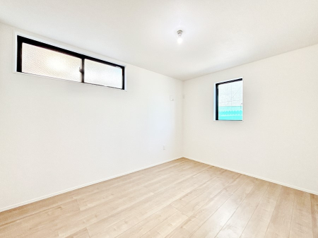 ���̑����� 2�ʍ̌����m�ۂ������邢��ԁB�Ƒ��݂�Ȃ����K�ȕ�炵����������݌v�ł��B