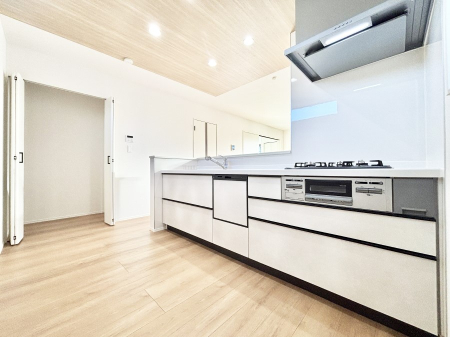 �L�b�`�� �L�X�Ƃ����g������̗ǂ��L�b�`���œ��X�̂��������y�����Ȃ肻��