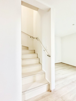 ̑ Ki͎肷tȂ̂ŏȂq܂₲̕Sł