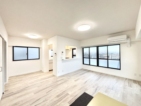 ���r���O ���Ƒ��̓��₩�Șb�����ŕ�܂�閾�邢���r���O  