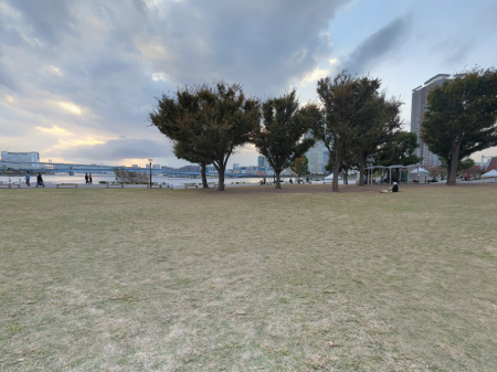 ӊ  1300m LF