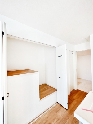 ���̑����� �H�ނ̃X�g�b�N�͂������A���p�i�̎��[�Ȃǎg�����͂��낢��B  