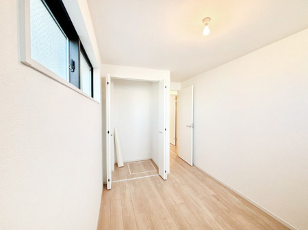 ���̑����� �i�`�������ȃt���[�����O�͂ǂ�ȃC���e���A�ɂ��}�b�`