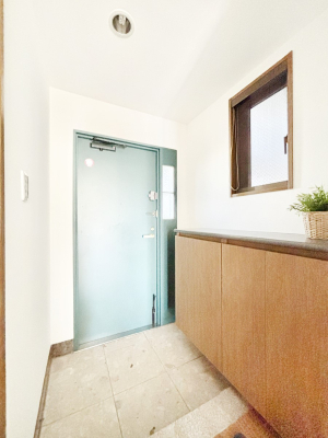 ���� ���Ƒ��₨�q�l���C�����悭���o�}���ł��鉸�₩�ȕ��͋C�̌��ւł��B