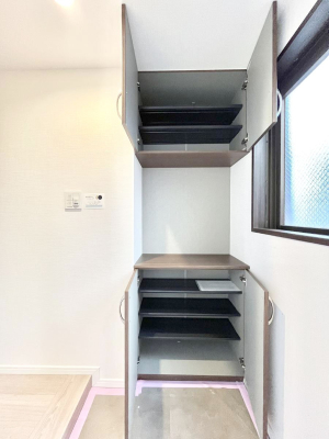 ̑ Ղ[łV[Y{bNXŉƑŠCAւB  