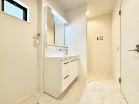 ���ʑ�E���ʏ� ���q���񂪂������A��􂢂����ł��Ă��ꂻ���Ȑ��ʏ��I