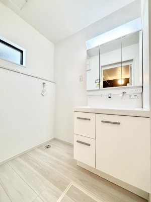 ���̑� �L�X�Ƃ�Ƃ�̂��郉���h���[�X�y�[�X�B   