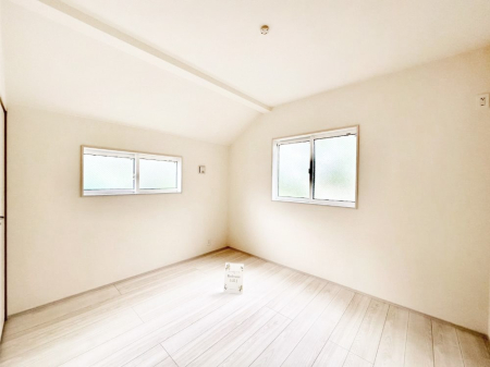 q Qʍ̌ŋC悭R̂łql̂ɂsb^