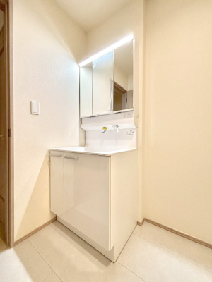 ���ʑ�E���ʏ� ���邢���ʏ��͖����̐g�x�x���y�����ł����Ⴂ�����ł��B