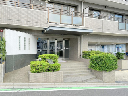 �G���g�����X -