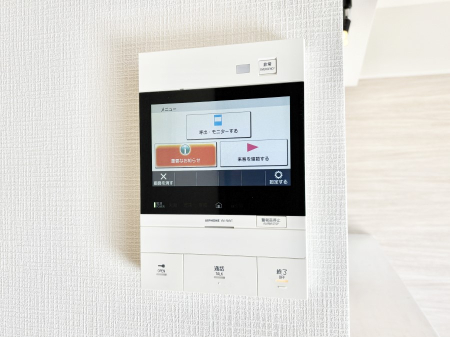 ���̑����� TV���j�^�[�t�C���^�[�t�H�����t���Ă��ăZ�L�����e�B�[��  