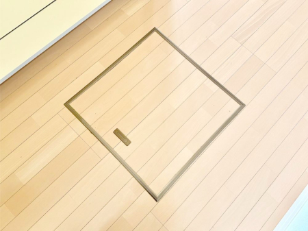 ̑ [tIpiEpi̎[ɂ劈B