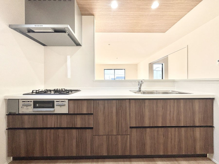 �L�b�`�� �������������I�ɁA�y�����I�V�X�e���L�b�`��  