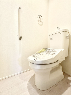 �g�C�� �g�C����1�K��2�K���ꂼ��ɔz�u����Ă��ĂƂĂ��֗��ł��B 