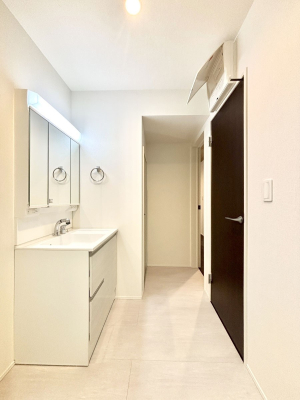 ���ʑ�E���ʏ� ���邢���ʏ��͖����̐g�x�x���y�����ł����Ⴂ�����ł��B