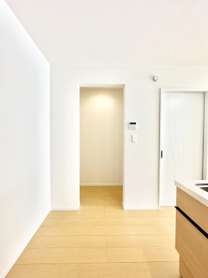 ���̑����� �L�b�`���ɂ̓p���g���[�I�H�ނ̃X�g�b�N�͂������A���p�i�̎��[�Ȃǎg�����͂��낢��I