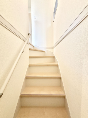 ̑ Ki͎肷tȂ̂ŏȂq܂₲̕Sł  