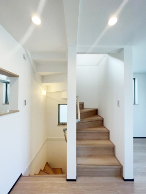 ̑ Ki͎肷tȂ̂ŏȂq܂₲̕Sł