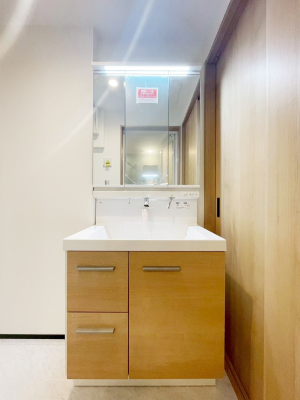 ʑEʏ [͂Ƌ@\ɗDꂽʉϑ