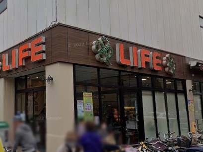 ӊ X[p[ 300m CtΉGRX