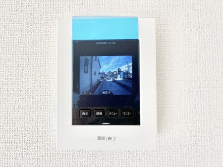 ���̑����� TV���j�^�[�t�C���^�[�t�H�����t���Ă��ăZ�L�����e�B�[��