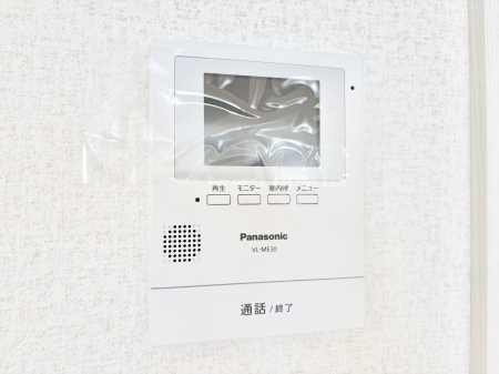 ���̑����� TV���j�^�[�t�C���^�[�t�H�����t���Ă��ăZ�L�����e�B�[��  