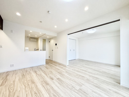 rO i`eCXg̗D_炩Fg̃t[OfGȃrOłI