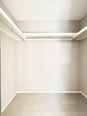 ̑ EH[NCN[[bg̊pŐԃXbL