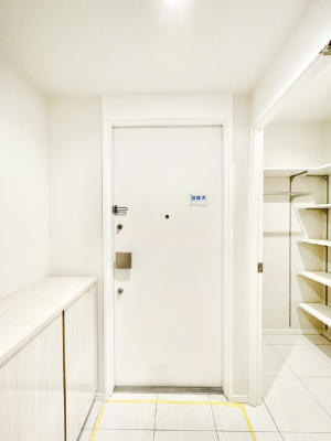 ���� �����Ղ�̎��[�͂������SIC�t������