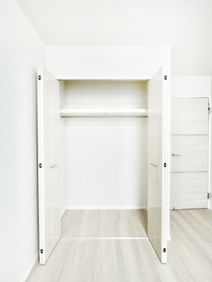 ���[ �m���N���[�[�b�g�B���s��������̂Ō���̈ߗނ�����������[�ł��܂��B