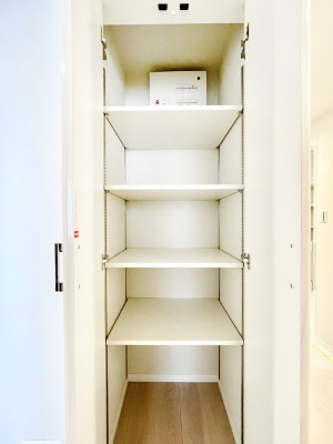 ���[ �L�����[�B�|���p�����p�i�̃X�g�b�N�Ȃǂ�����������[�B