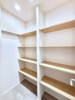 ̑ V[YCN[NtIJxr[J[u܂B   