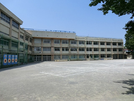 ���ӊ� ���w�Z 500m ���旧���攪���w�Z