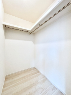 ���̑� �ߗނ��n���K�[�Ɋ|�����܂܎��[�ł���WIC�B�ߗނ̐������ڂ����₷���ĕ֗��ł��I