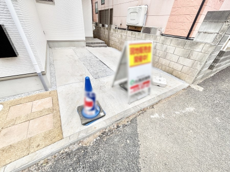  �ڂ̑O�����ԏꂾ�ƉJ�̓�����ʂɂ������������������֗��ł���